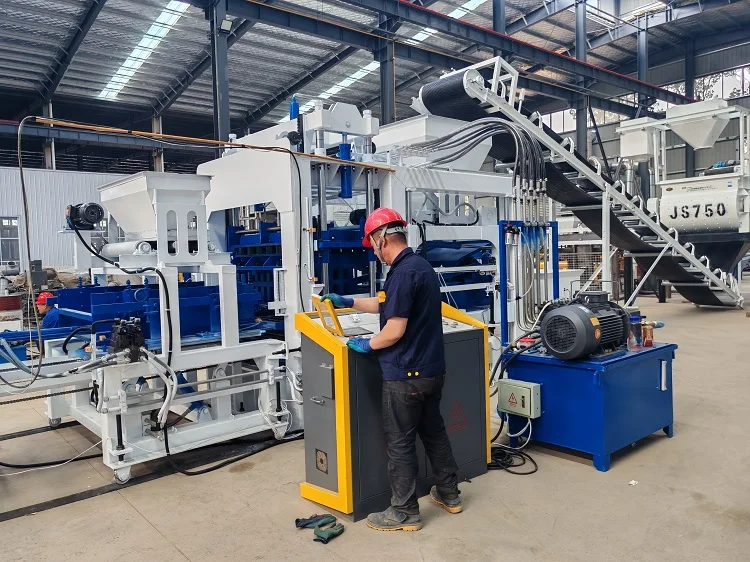 QT8-15 Block Moulding Machine | Ready to Ship - Image 4