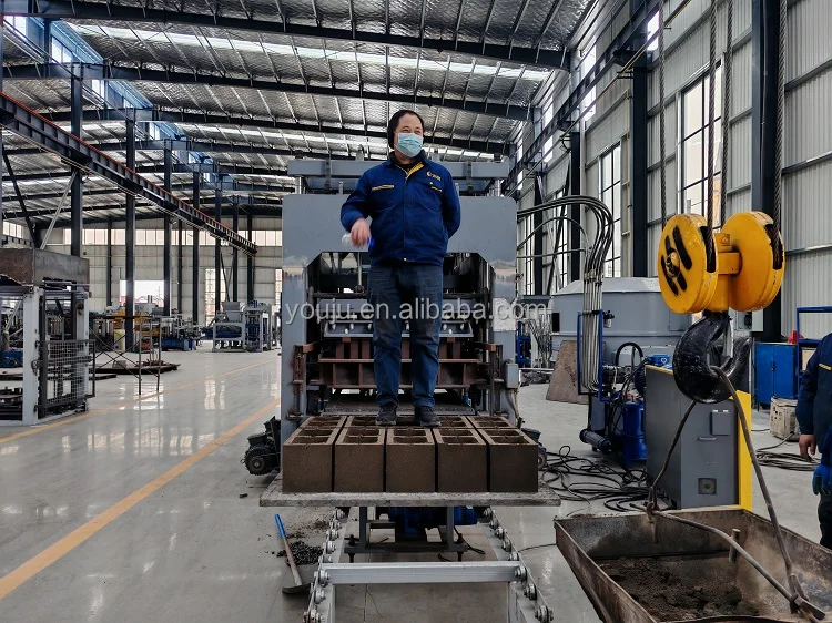 QT5-15 Automatic Block Making Machine – In Stock - Image 2