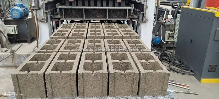 QT10-15 Automatic Block Machine In Stock for Hollow Block Production - Image 3