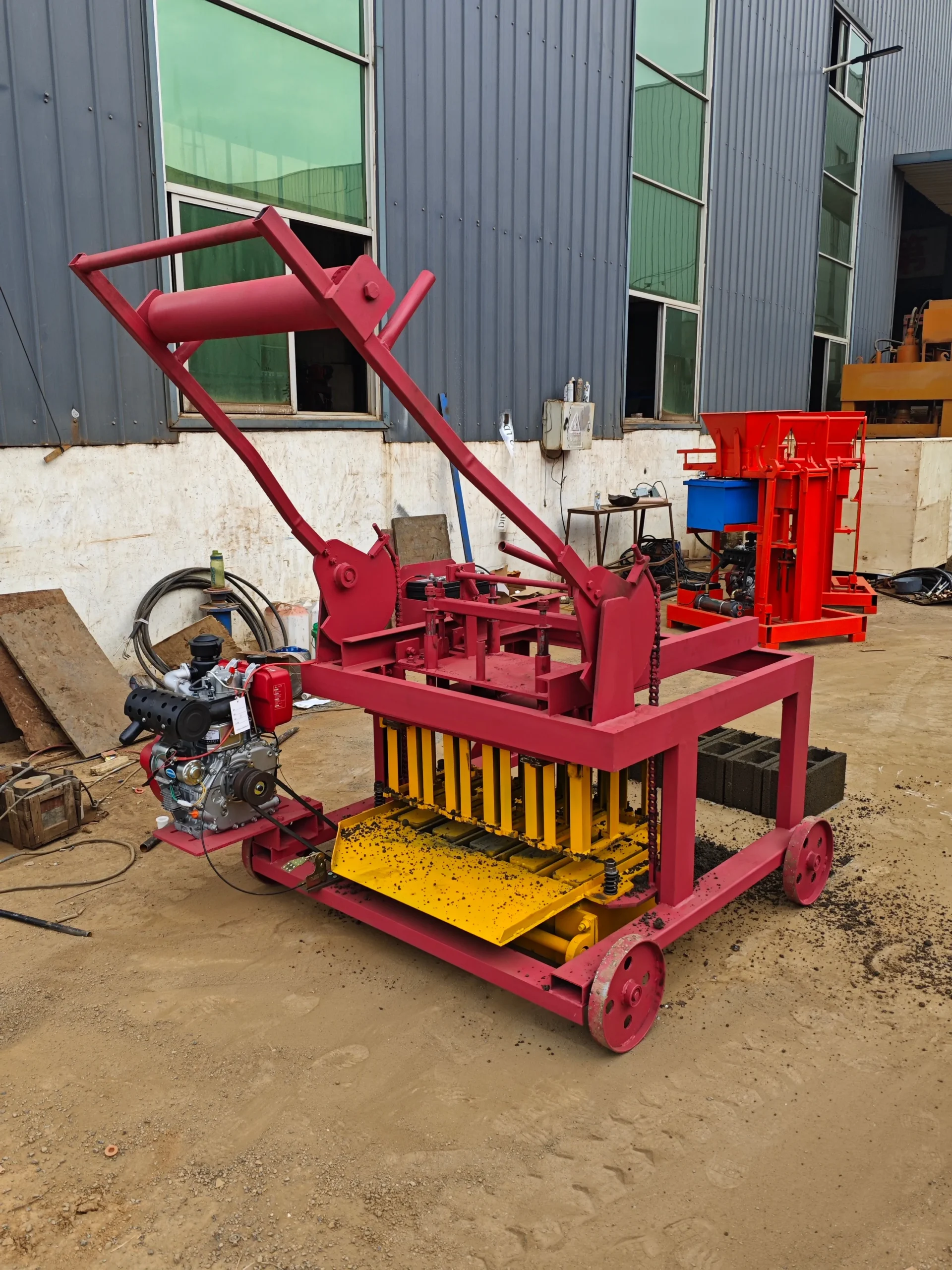 QMR4-45 Mobile Block Machine for Hollow Bricks – Fast Delivery - Image 5