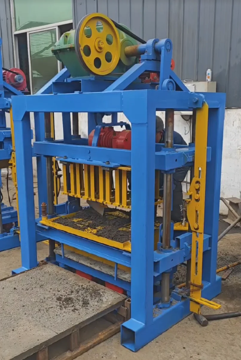 QTJ4-40 Semi-Automatic Block Machine In Stock for Hollow Block Fast Delivery - Image 5
