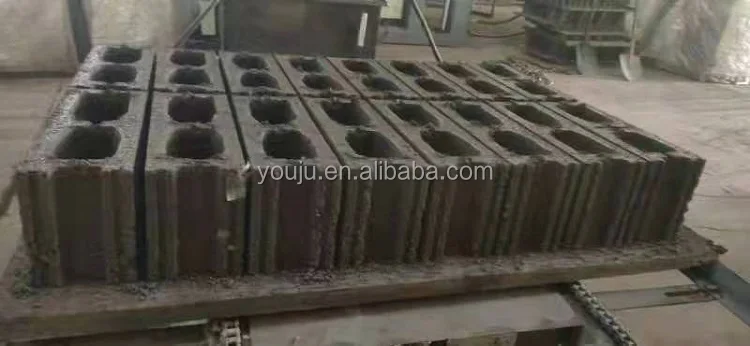 QT12-15 Concrete Block Machine | In Stock Fast Delivery - Image 4
