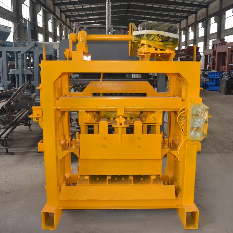 QTJ4-40 Block Machine for Hollow Blocks – Fast Delivery - Image 3