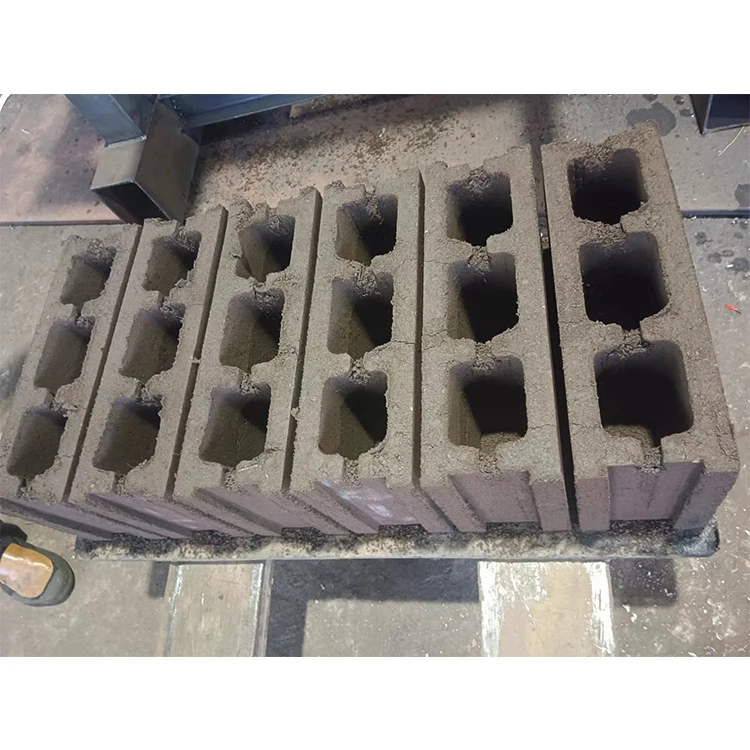 QTJ4-40 Block Making Machine for Hollow Paver Brick – In Stock - Image 4