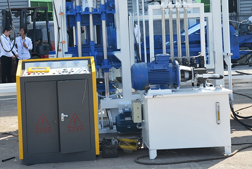 QT4-18 Cement Concrete Brick Making Machine – Fast Delivery - Image 6