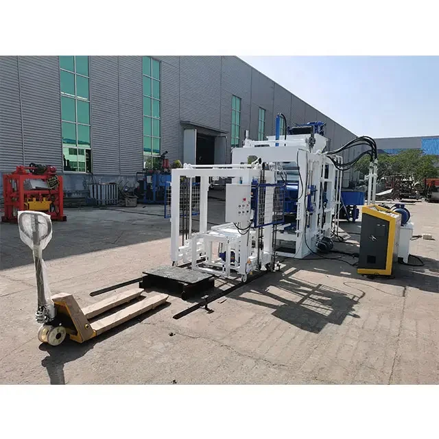 QT4-18 Automatic Concrete Block Machine In Stock Fast Delivery - Image 6