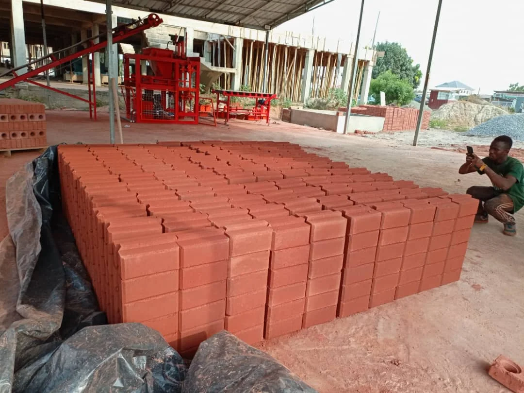 LY4-10 Compressed Earth Block Machine | In Stock - Image 3