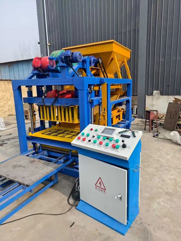Qtj4-25 Automatic Block Machine for Concrete Hollow Block – In Stock - Image 3
