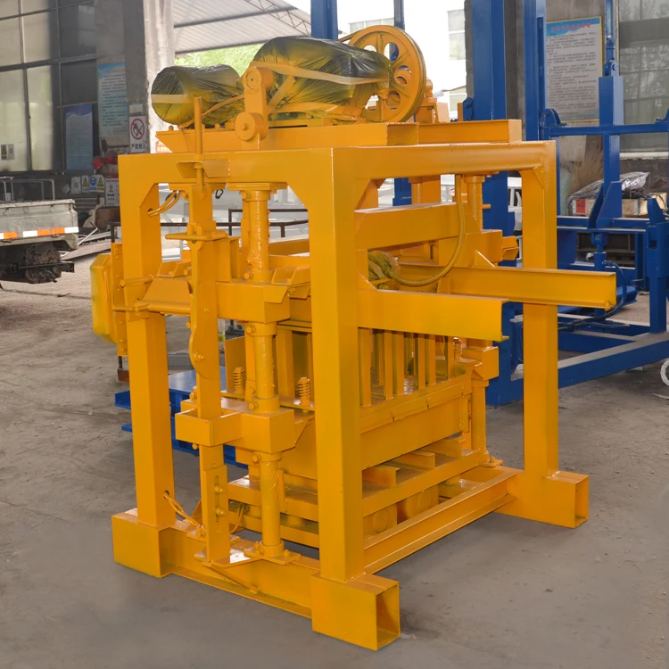 QTJ4-40 Block Machine for Hollow Blocks – Fast Delivery - Image 2