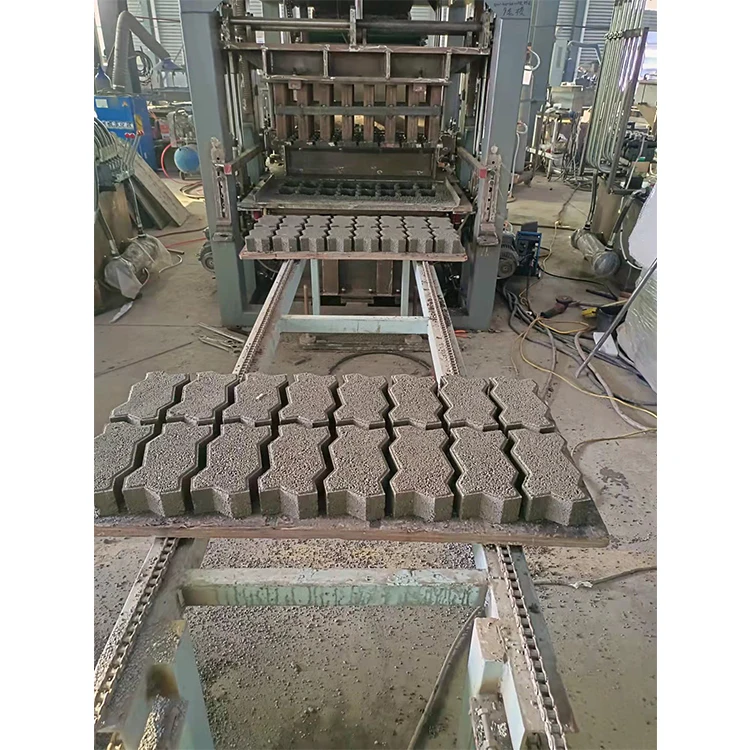 QT5-15 Fully Automatic Hydraulic Cement Brick Machine – In Stock - Image 4