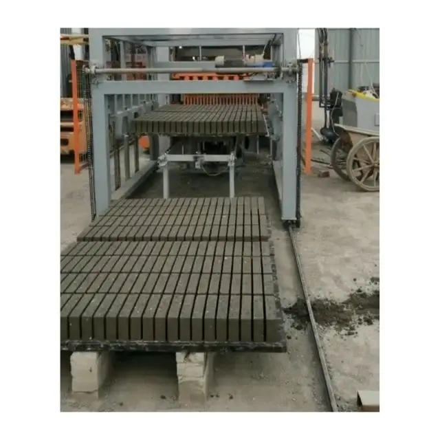 QT12-15 Block Making Machine for Concrete Paving Blocks – In Stock - Image 5