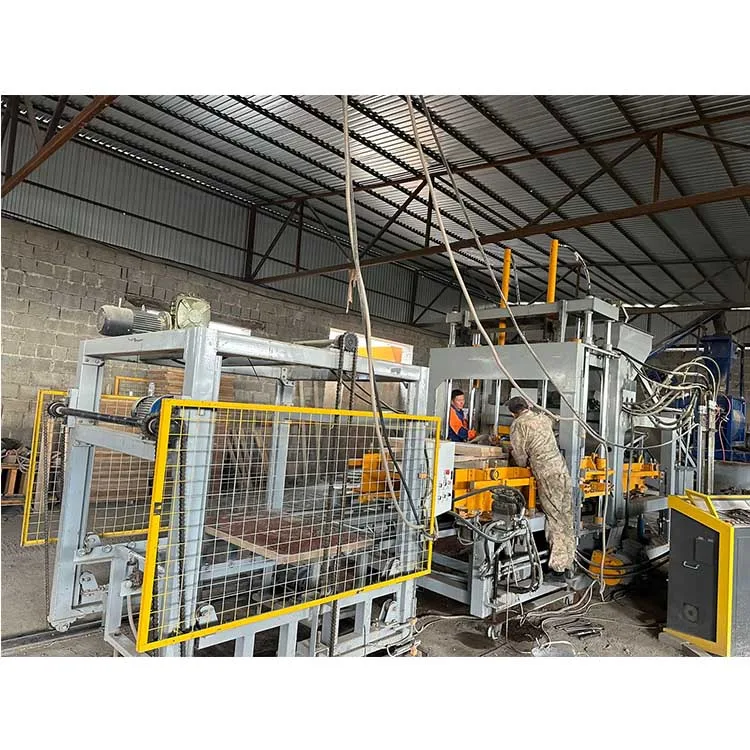QT7-15 Concrete Brick Making Machine In Stock – Fast Delivery - Image 3